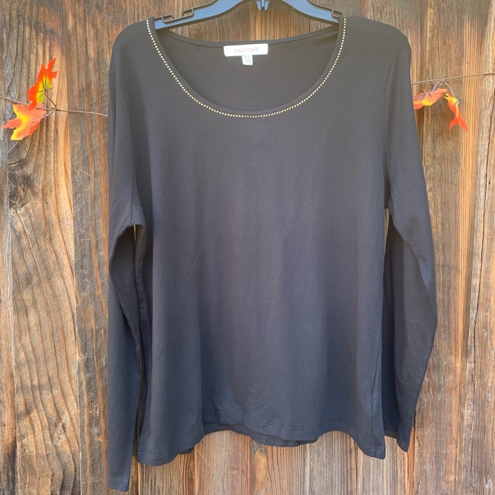 Ellen Tracy long sleeve top with gold detail neck